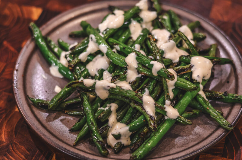 Blistered Green Beans with Garlic Ailoi